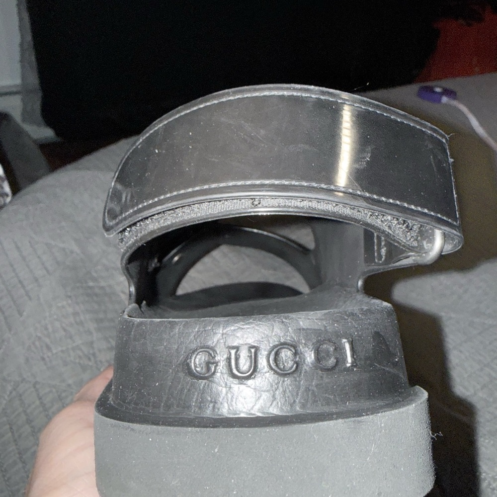 Gucci Black Patent Buckle Strap Women’s Sandals - Picture 6 of 6